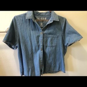 Cropped button up Blouse